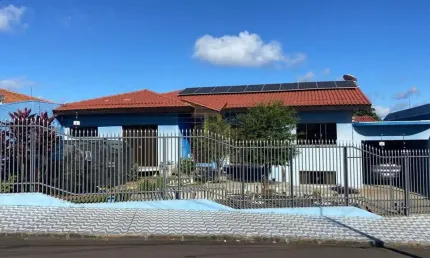 Casa para Venda em Guarapuava, São Cristovão, 4 dormitórios, 1 suíte, 2 vagas