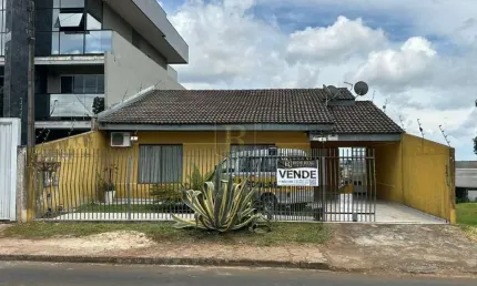 Casa para Venda em Guarapuava, Boqueirão, 5 dormitórios, 1 suíte
