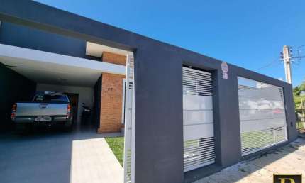 Casa para Venda em Guarapuava, Trianon, 3 dormitórios, 1 suíte, 2 banheiros, 2 vagas