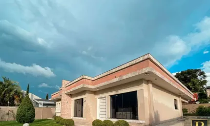 Casa para Venda em Guarapuava, Dos Estados, 3 dormitórios, 3 suítes, 2 vagas