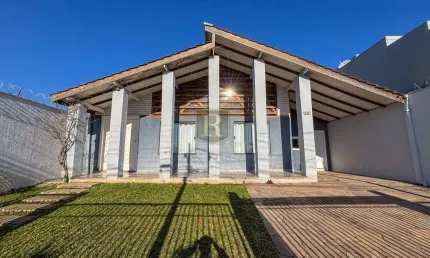Casa para Venda em Guarapuava, Santa Cruz, 2 dormitórios, 1 suíte, 3 banheiros, 2 vagas