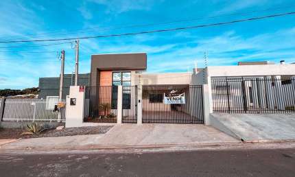 Casa para Venda em Guarapuava, São Cristovão, 3 dormitórios, 1 suíte, 2 vagas
