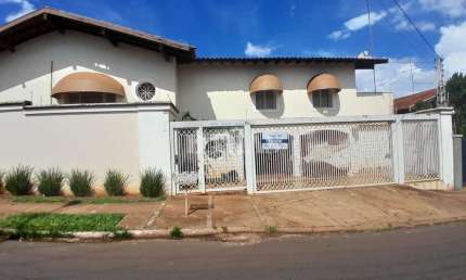 Casa com 3 quartos à venda na Bela Vista, Barretos 