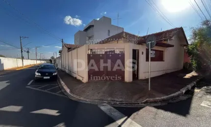 Casa com 3 quartos à venda no Baroni, Barretos 