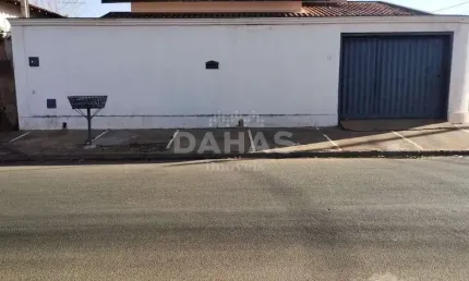 Casa com 3 quartos à venda no Santana, Barretos 