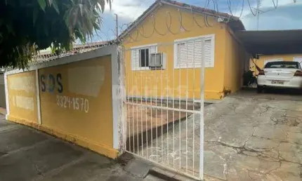 Casa com 2 quartos à venda no Centro, Barretos 