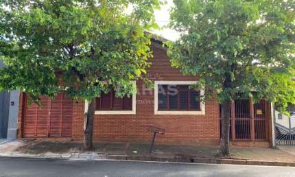 Casa com 3 quartos à venda no Centro, Barretos 