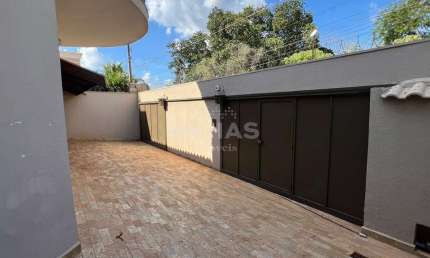 Casa com 4 quartos à venda no City Barretos, Barretos 
