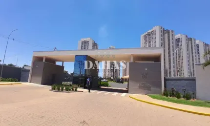 Apartamento em Cristiano de Carvalho  com area de lazer