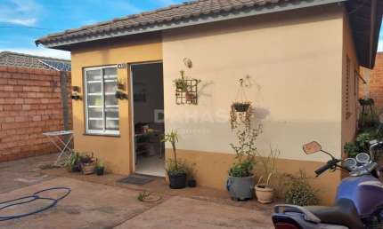 Casa em Conjunto Habitacional Vida Nova  -  Barretos