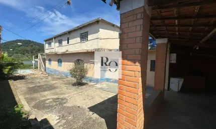 Pé na água são duas casas a venda  no mesmo quintal  usina/ atibaia - sp