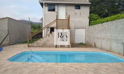 Oportunidade! casa por r$ 449.900 com piscina e pomar em terreno amplo 501 m²
