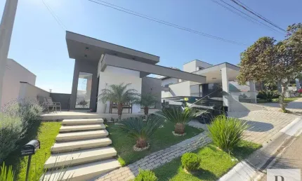Linda casa em condomínio fechado - 4 dormitórios sendo 3 suítes | Semi mobiliada