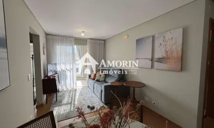 Apartamento à venda no água verde, sacada com churrasqueira, 2 dormitórios.