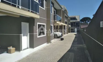 Casa com 2 quartos para alugar na Rua Amadeu do Amaral, Portão, Curitiba