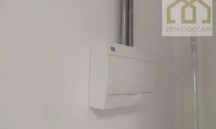 Casa Comercial prox. Hospital São Lucas, Clinicas, Laboratórios e Av. de Julho