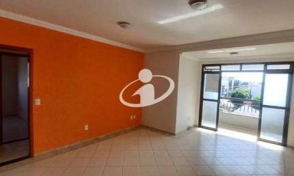 Apartamento com 3 quartos para alugar na Nossa Senhora Aparecida, Uberlândia  por R$ 1.800
