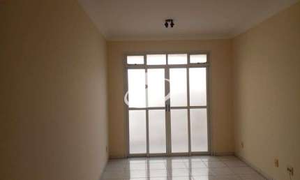 Apartamento com 3 quartos para alugar no Santa Mônica, Uberlândia  por R$ 1.900