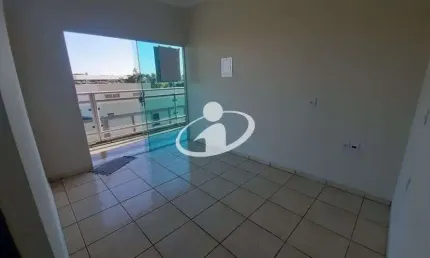Apartamento com 2 quartos para alugar na Cidade Jardim, Uberlândia  por R$ 1.400