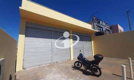 Sala comercial para alugar no Shopping Park, Uberlândia  por R$ 3.500