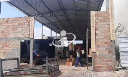 Barracão / Galpão / Depósito para alugar no Umuarama, Uberlândia  por R$ 7.500