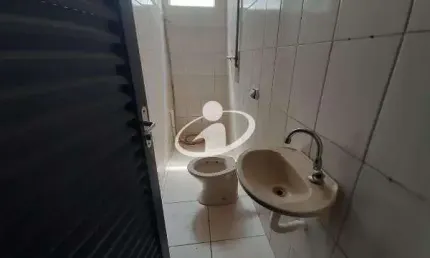 Sala comercial para alugar no Brasil, Uberlândia  por R$ 3.500