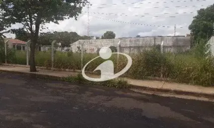 Terreno comercial para alugar no Umuarama, Uberlândia  por R$ 14.000
