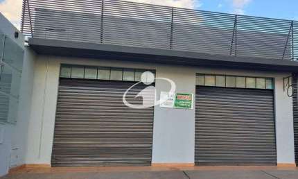 Sala comercial para alugar no Morada Nova, Uberlândia  por R$ 2.600