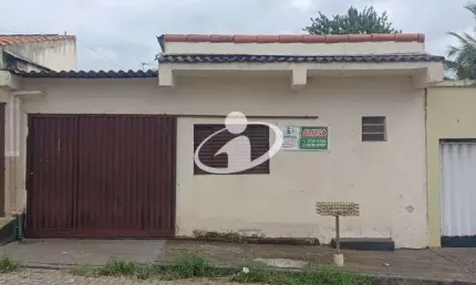 Casa com 2 quartos para alugar no Tubalina, Uberlândia  por R$ 1.200