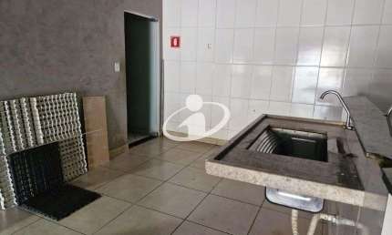 Sala comercial para alugar em Granada, Uberlândia  por R$ 3.000