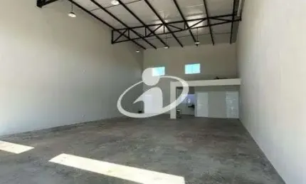 Barracão / Galpão / Depósito para alugar no Jardim Holanda, Uberlândia  por R$ 7.000