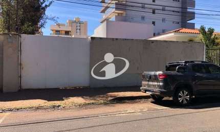 Terreno comercial para alugar no Patrimônio, Uberlândia  por R$ 5.000