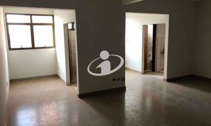 Sala comercial para alugar no Martins, Uberlândia  por R$ 1.300