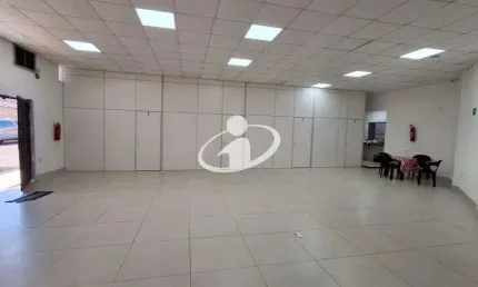 Barracão / galpão / depósito para alugar em laranjeiras, uberlândia  por r$ 3.500
