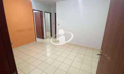 Apartamento com 2 quartos para alugar no Cazeca, Uberlândia  por R$ 1.400