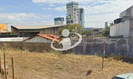 Terreno à venda no Santa Mônica, Uberlândia  por R$ 395.000