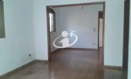 Casa com 3 quartos à venda no Planalto, Uberlândia , 138 m2 por R$ 450.000