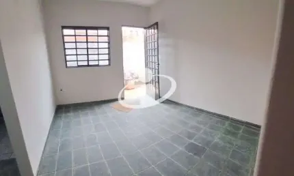 Casa com 3 quartos à venda no Tocantins, Uberlândia , 77 m2 por R$ 290.000