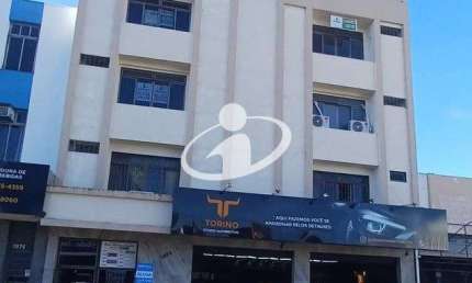 Sala comercial para alugar na Nossa Senhora Aparecida, Uberlândia  por R$ 950