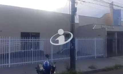 Barracão / Galpão / Depósito para alugar no Daniel Fonseca, Uberlândia  por R$ 7.000