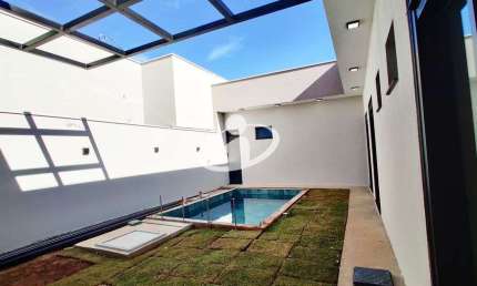 Casa em condomínio fechado com 3 quartos à venda no Grand Ville, Uberlândia , 149 m2 por R$ 1.350.000