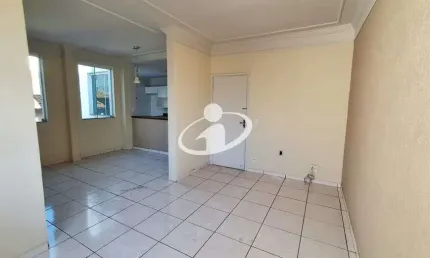 Apartamento com 3 quartos para alugar no Maracanã, Uberlândia  por R$ 1.700
