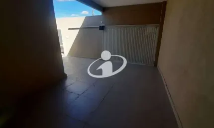 Casa comercial com 1 sala para alugar no fundinho, uberlândia  por r$ 4.800