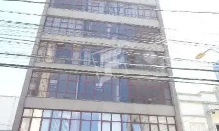Loja térrea com área privativa 50,00m², com divisórias, mezanino, banh