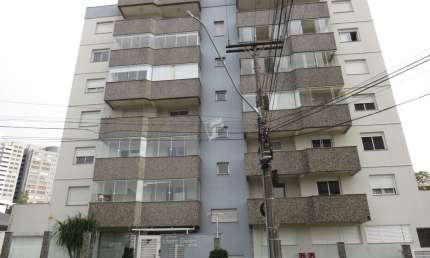 Apartamento com 3 quartos para alugar no Cinqüentenário, Caxias do Sul  por R$ 2.500