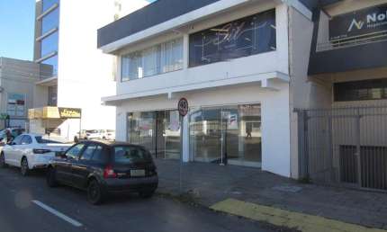 Ponto comercial para alugar no Cruzeiro, Caxias do Sul , 240 m2 por R$ 12.000