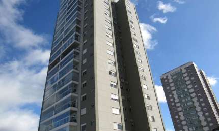 Apartamento com 3 quartos para alugar no Madureira, Caxias do Sul , 114 m2 por R$ 4.500