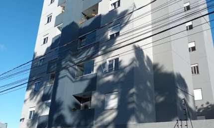 Cobertura com 3 quartos para alugar no São José, Caxias do Sul , 113 m2 por R$ 3.900