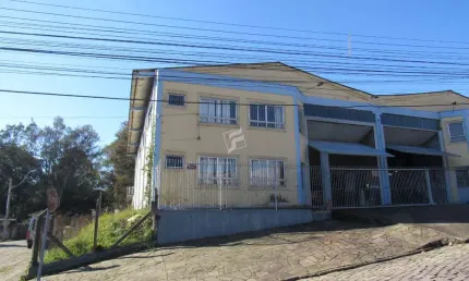 Barracão / Galpão / Depósito para alugar no Cinqüentenário, Caxias do Sul  por R$ 5.300