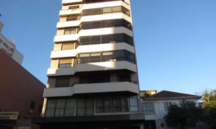 Apartamento com 2 quartos para alugar no Centro, Caxias do Sul , 140 m2 por R$ 4.500